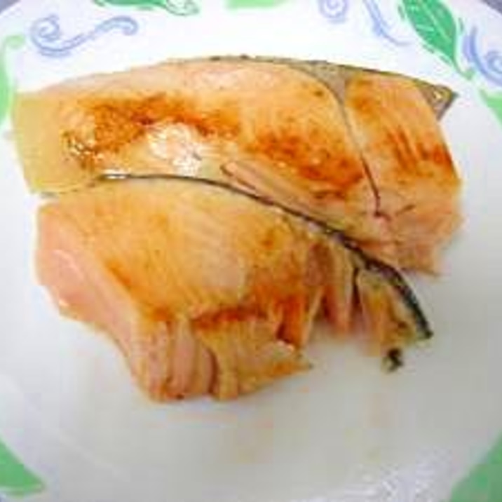 ホットプレートで鮭の塩焼き！魚焼き器を使わない！